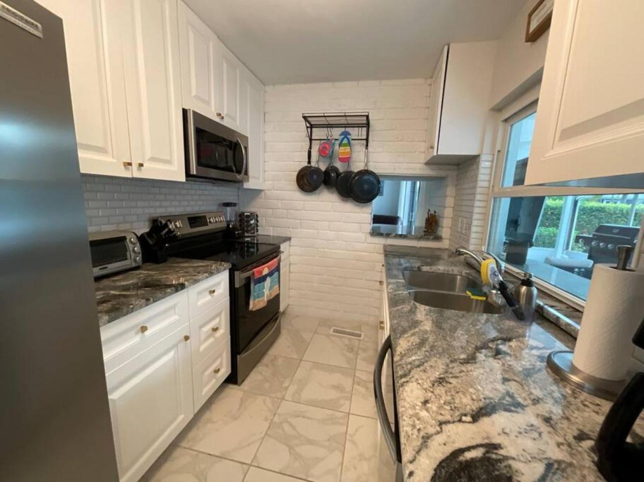 Getaway - Close To The Airport And Downtown Holiday home *