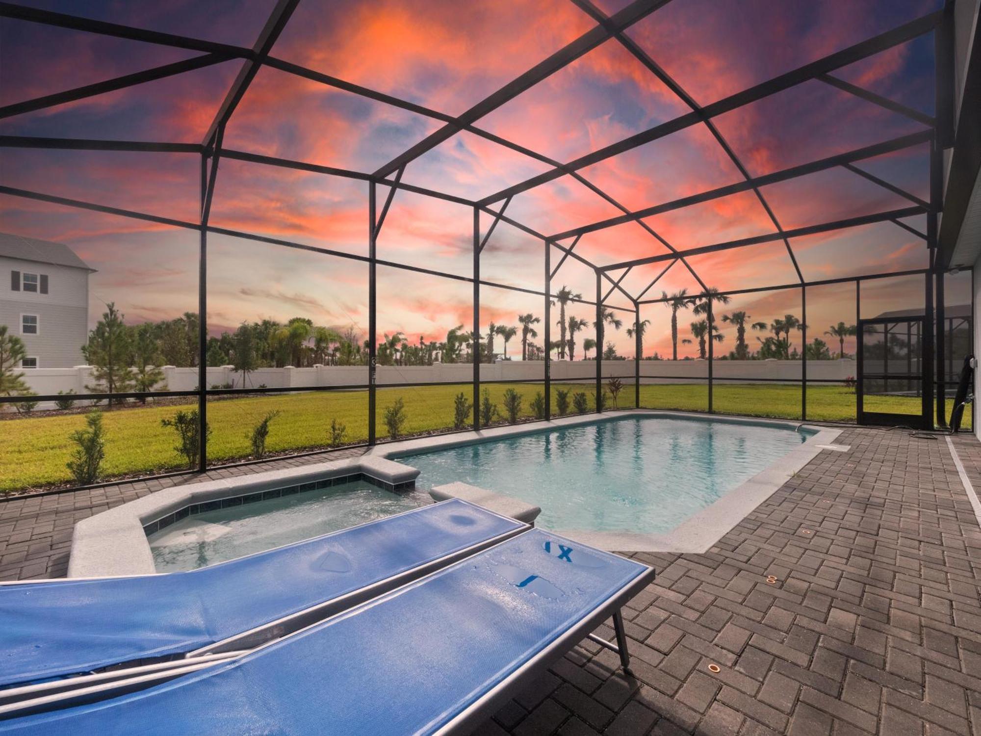 Free Promo 7 Bedroom In New Windsor Cay