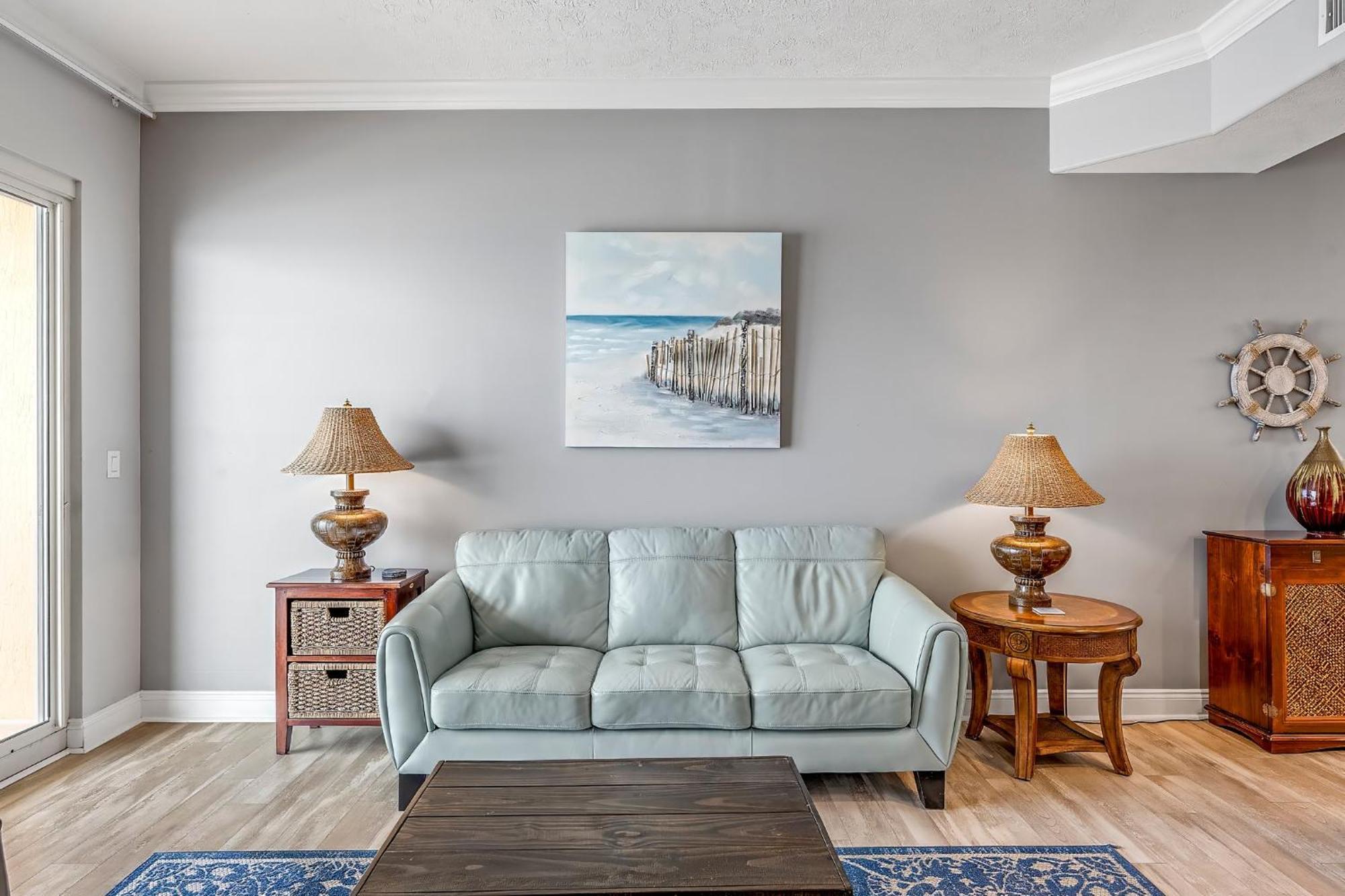 Apartment Treasure Island 0408 *