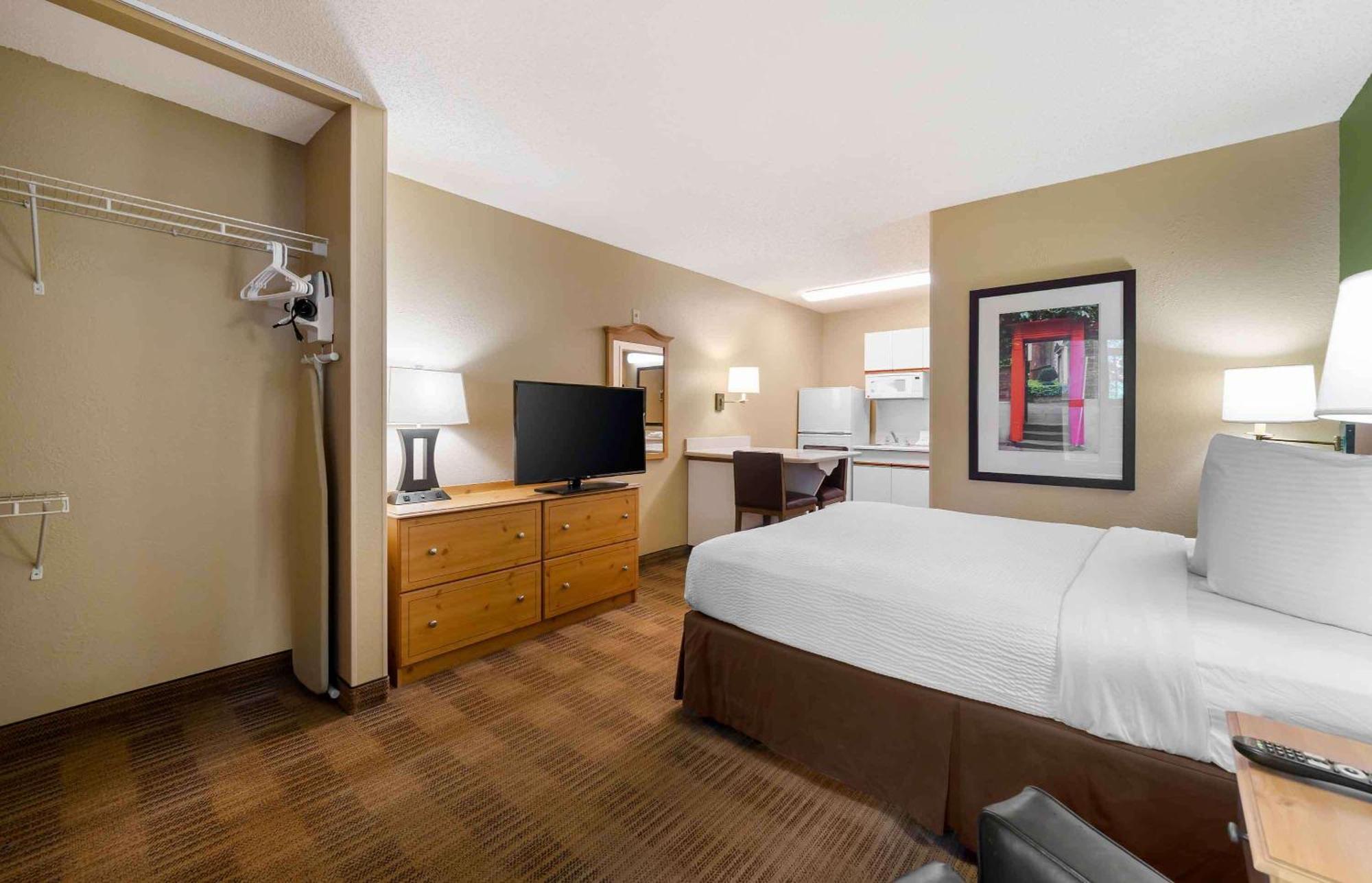 Extended America - - Commerce Hotel 2*