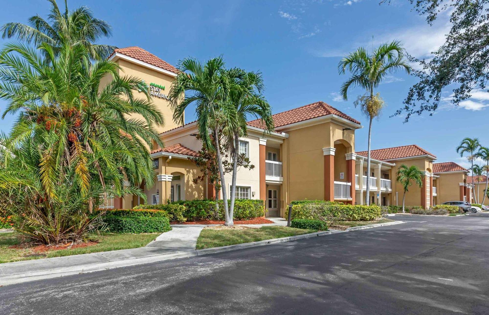 Extended America - - Commerce Boca Raton