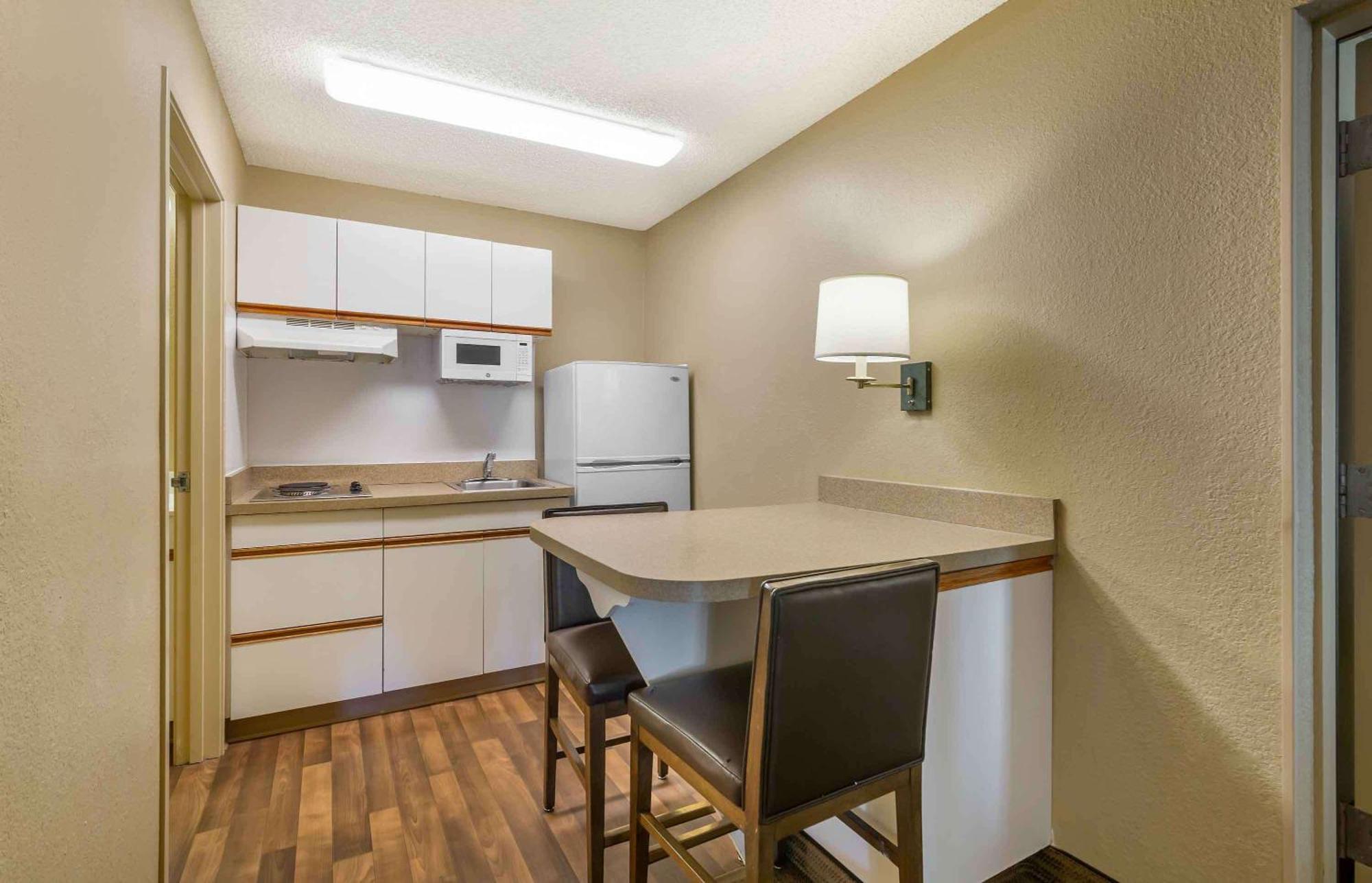 Hotel Extended America - - Commerce