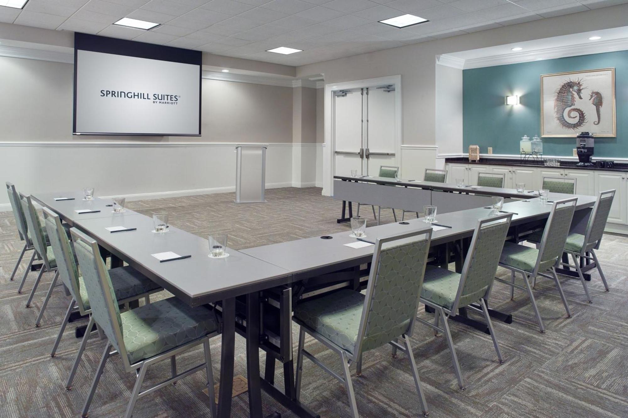 Hotel Springhill By Marriott Pensacola