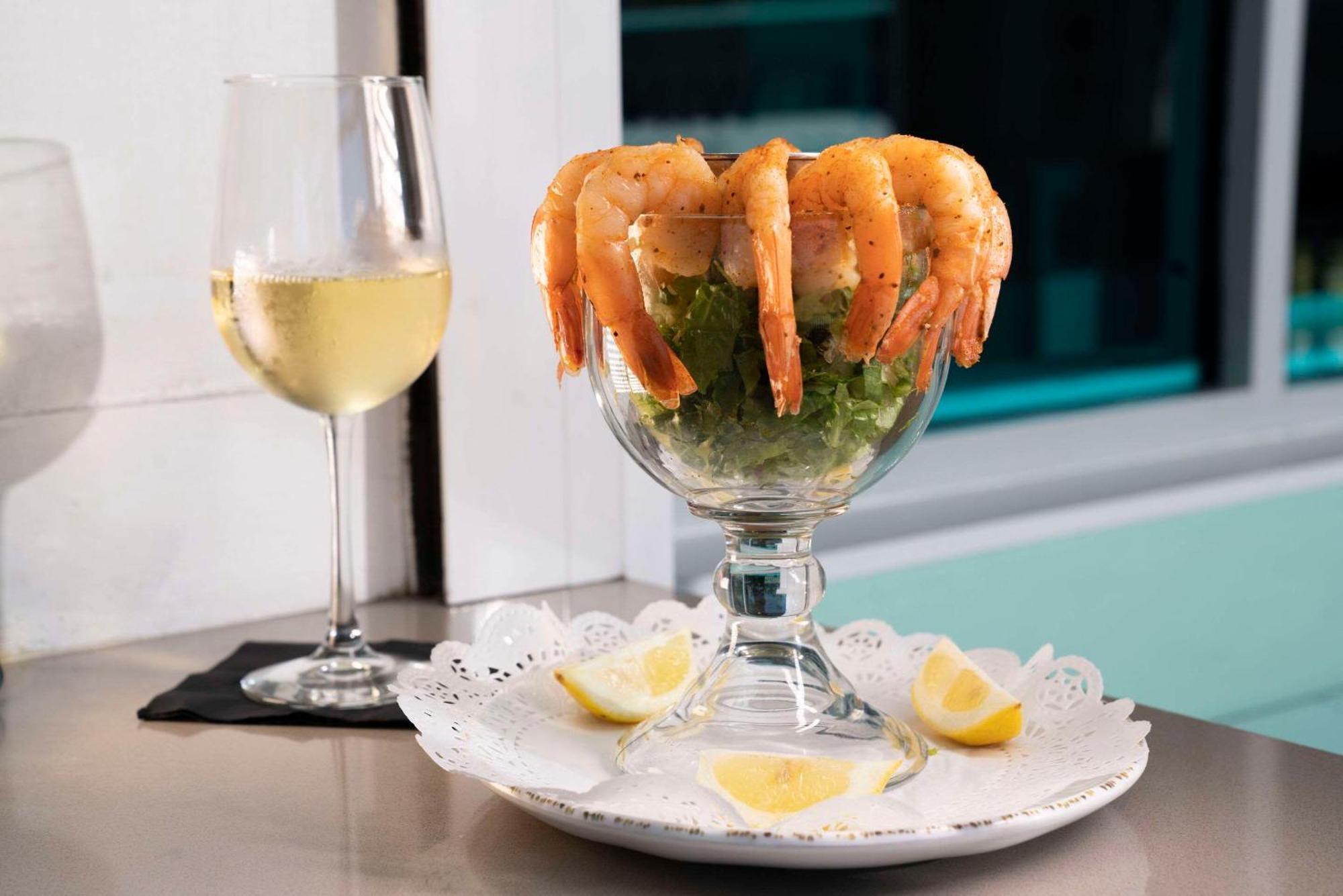 Hotel Winter The Dolphin's Club, Ascend Collection Clearwater Beach