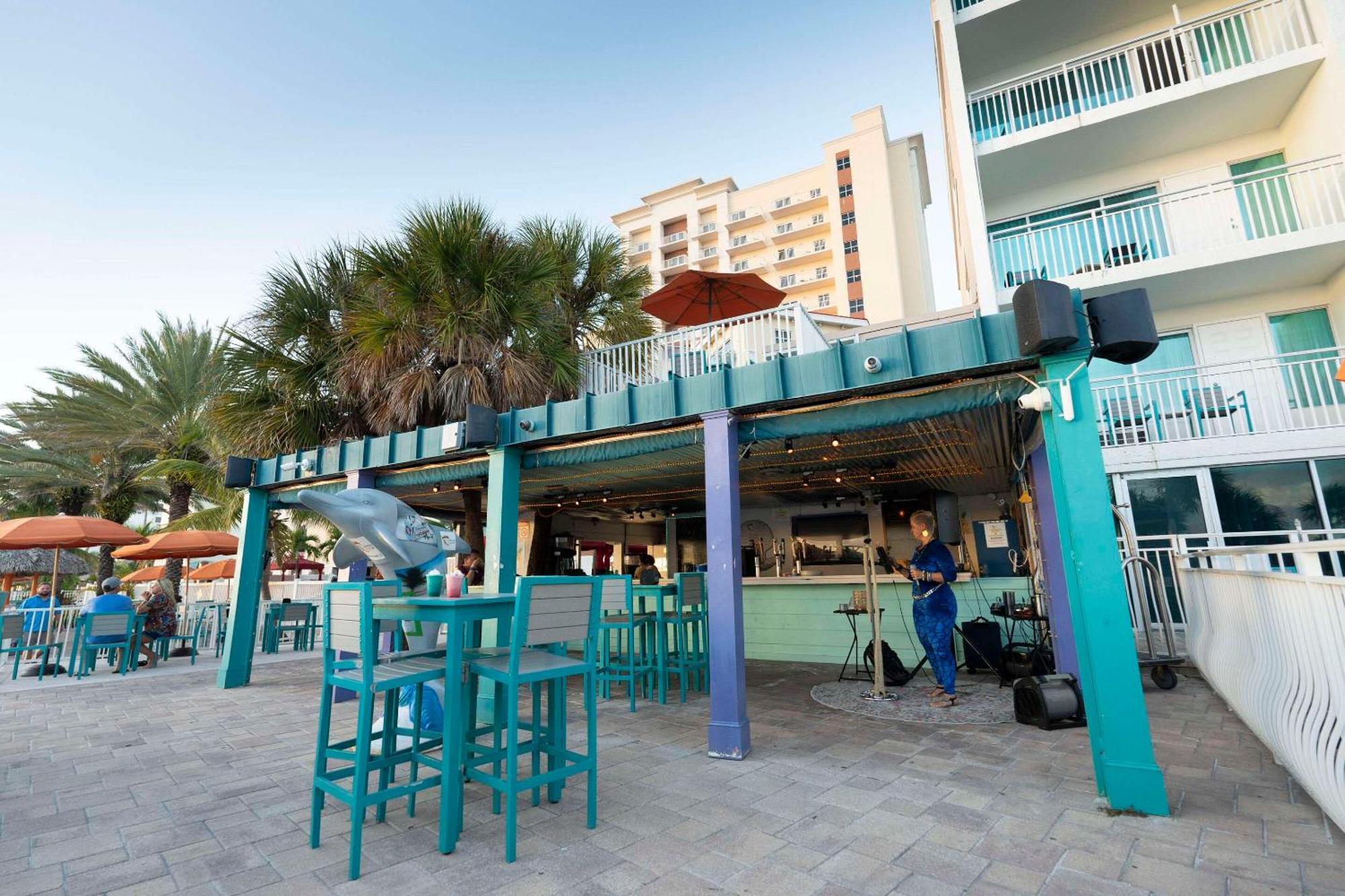 Winter The Dolphin's Club, Ascend Collection 3* Clearwater Beach