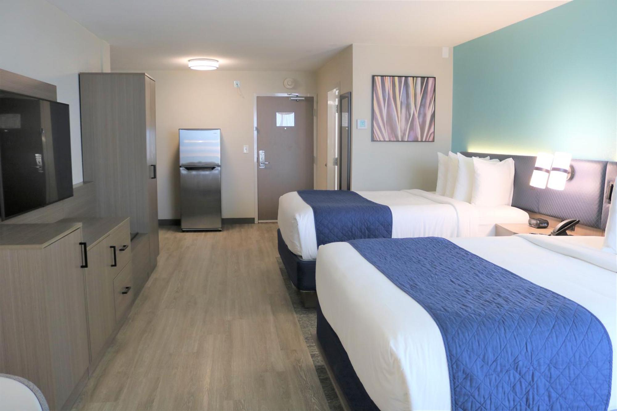 Western Aku Tiki Hotel 3*