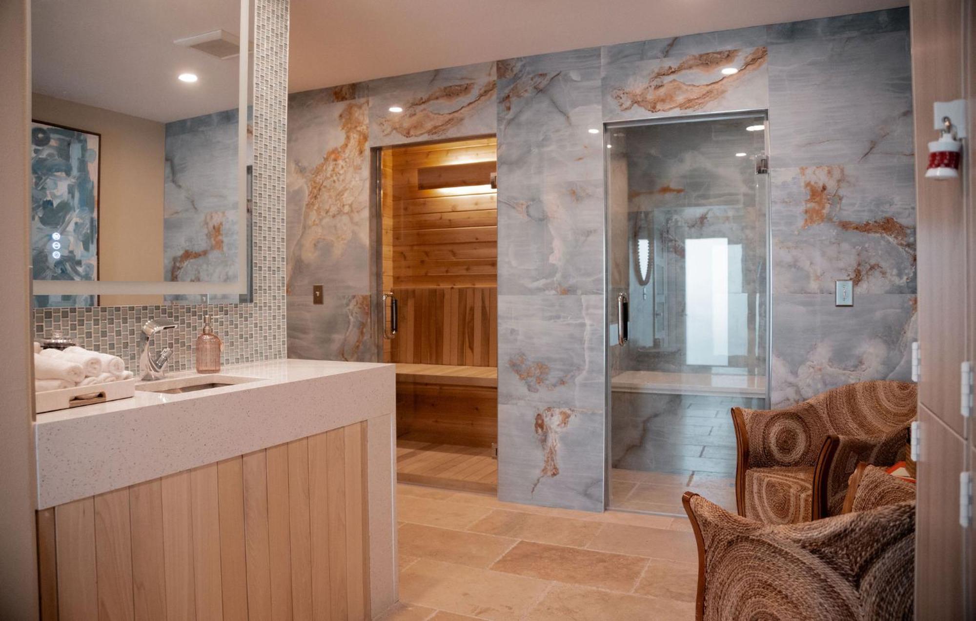 Bleu Beach Resort 3*