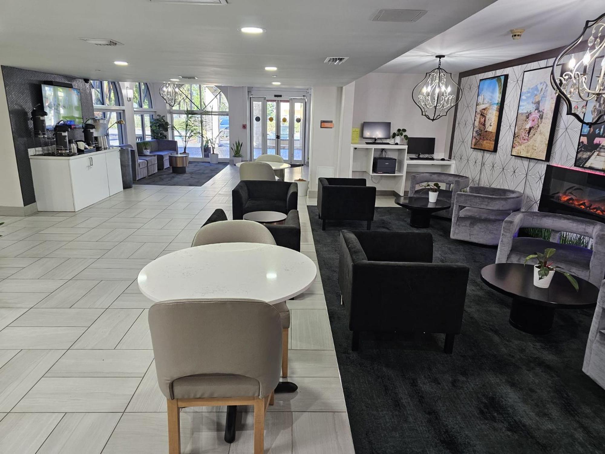 Hotel La Quinta I-95 Deerfield - Next To The Depot & Behind The Wawa Deerfield Beach