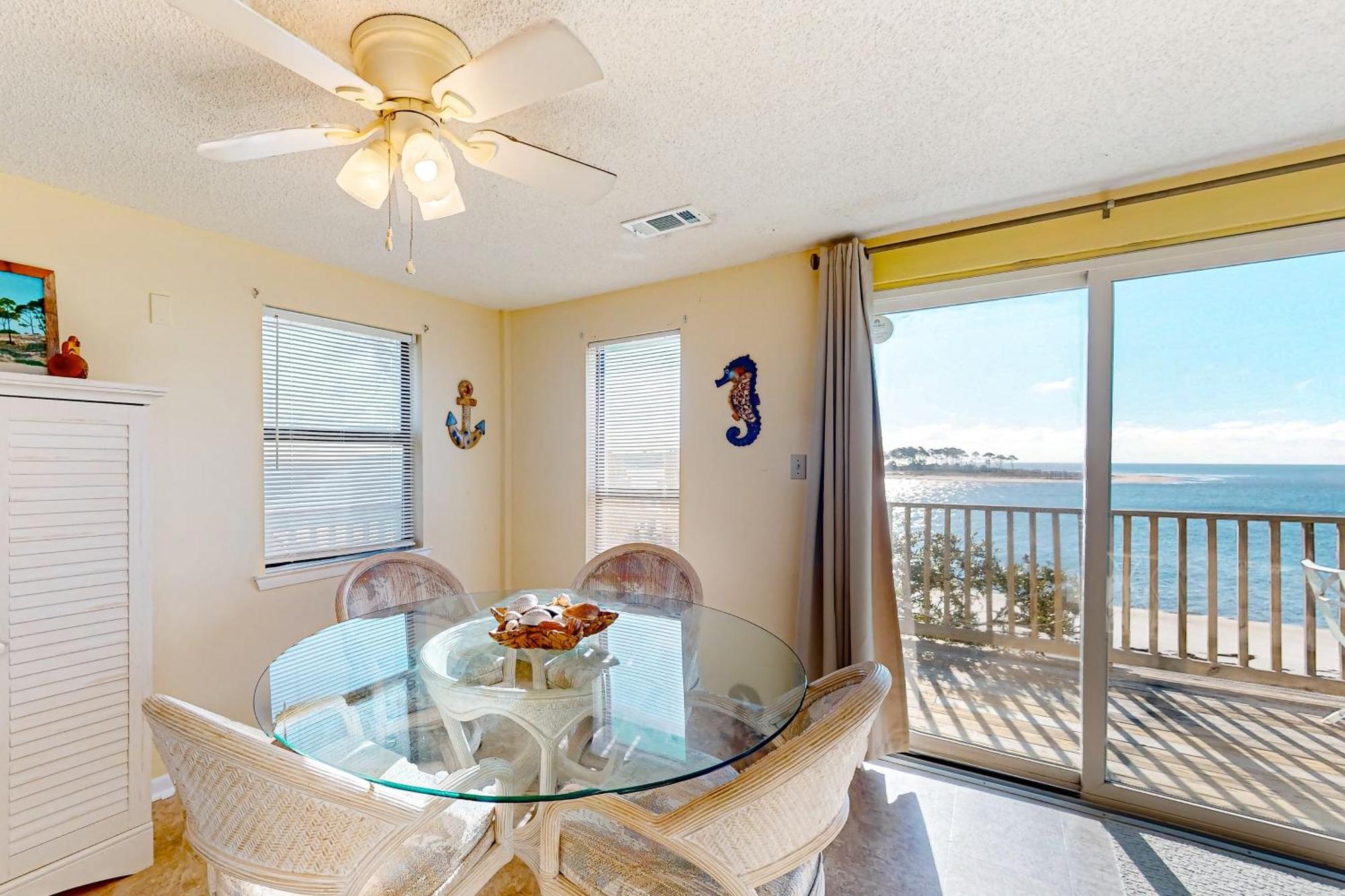 Holiday home Halsell's Hideaway