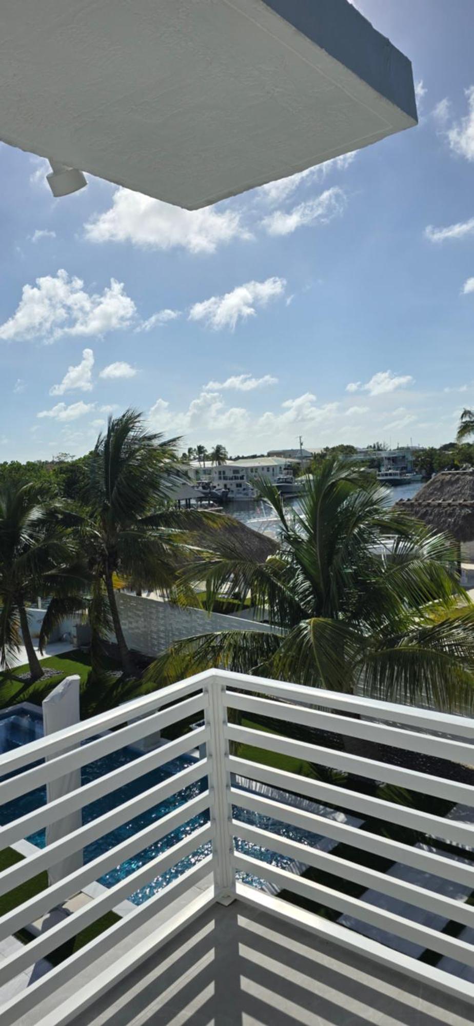 Oasis Key Largo