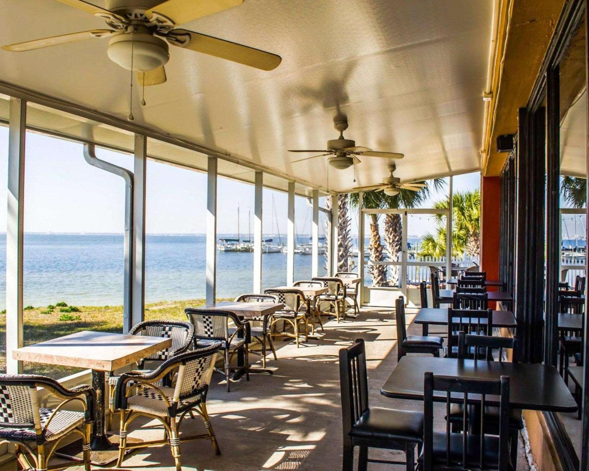Quality & Bayside Near Pensacola Gulf Breeze