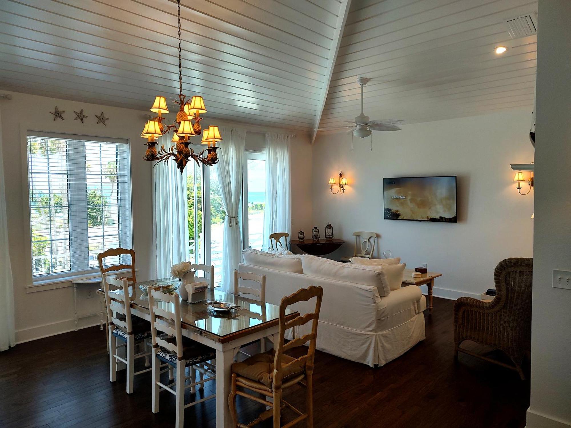 Bungalow Beach Resort