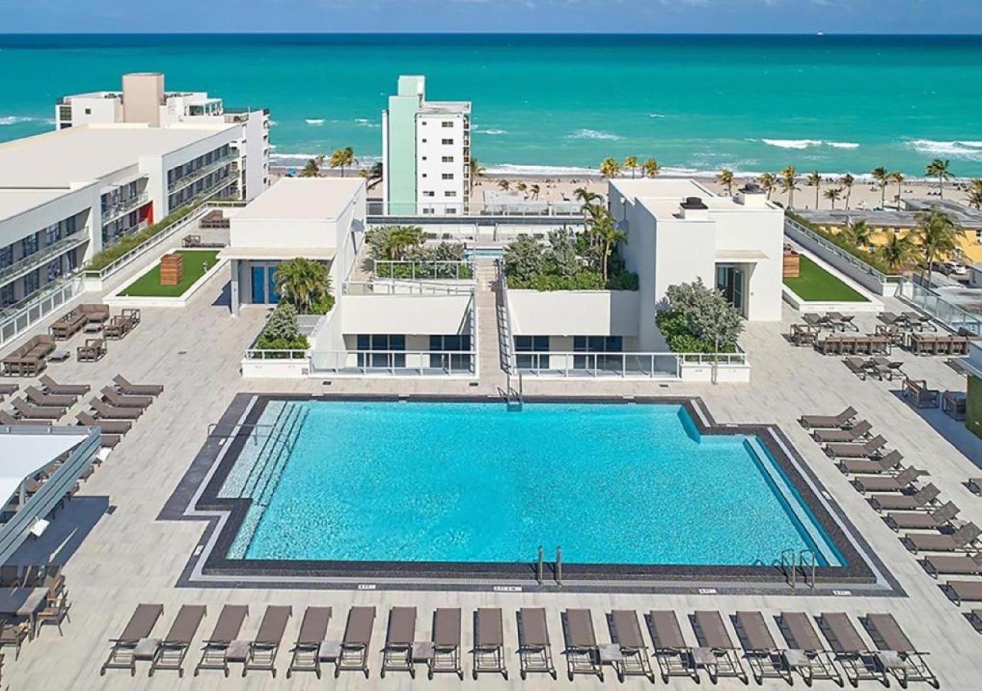 Aparthotel Global Rent - Costa Hollywood