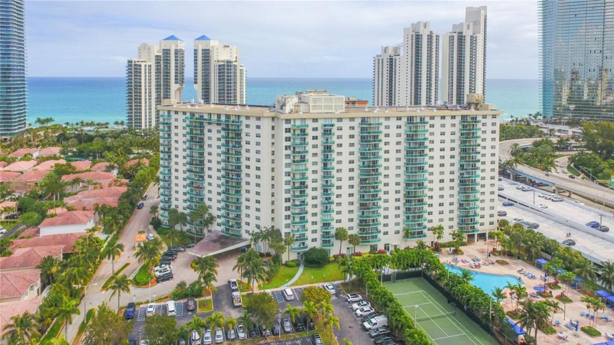 Aparthotel Family W Ocean & Bay Views - Upgraded Corner Unit Aventura