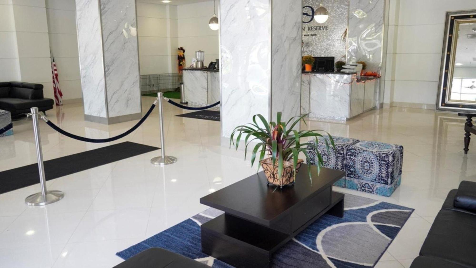Aparthotel Family W Ocean & Bay Views - Upgraded Corner Unit