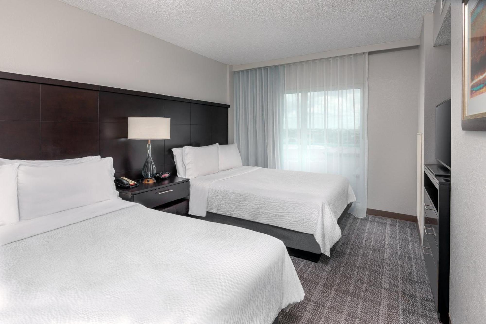 Staybridge Miami Area By Ihg