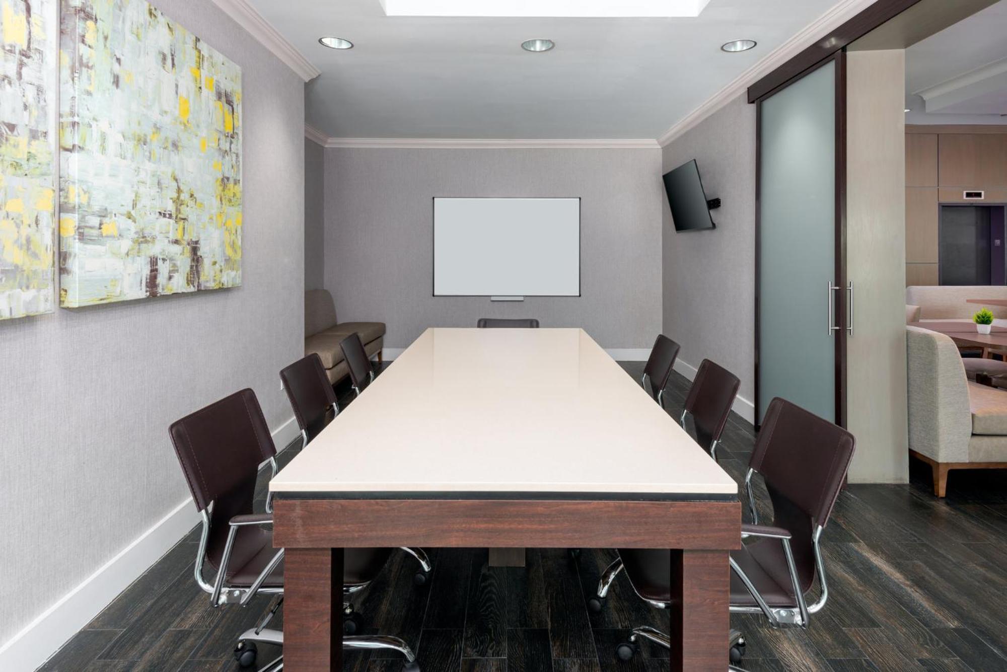Staybridge Miami Area By Ihg 3*
