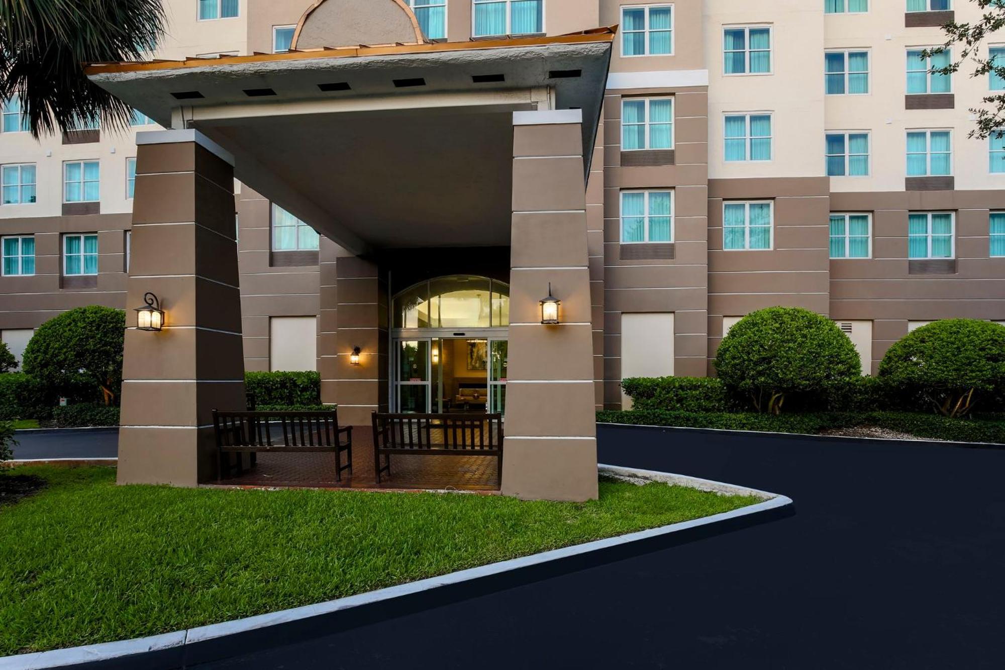 Hotel Staybridge Miami Area By Ihg 3*