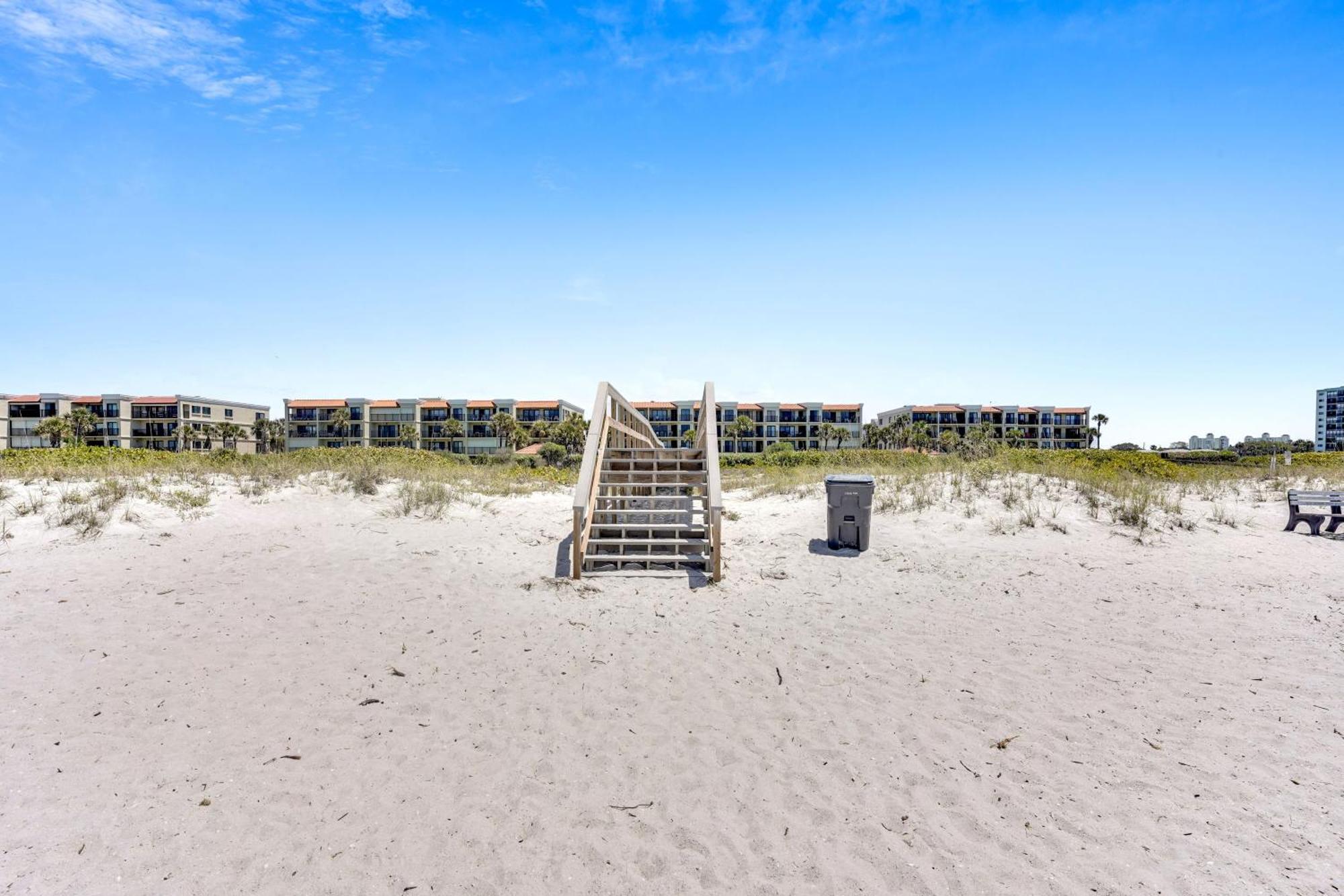 Holiday home Land's End 5-303 Gulf-bay Front