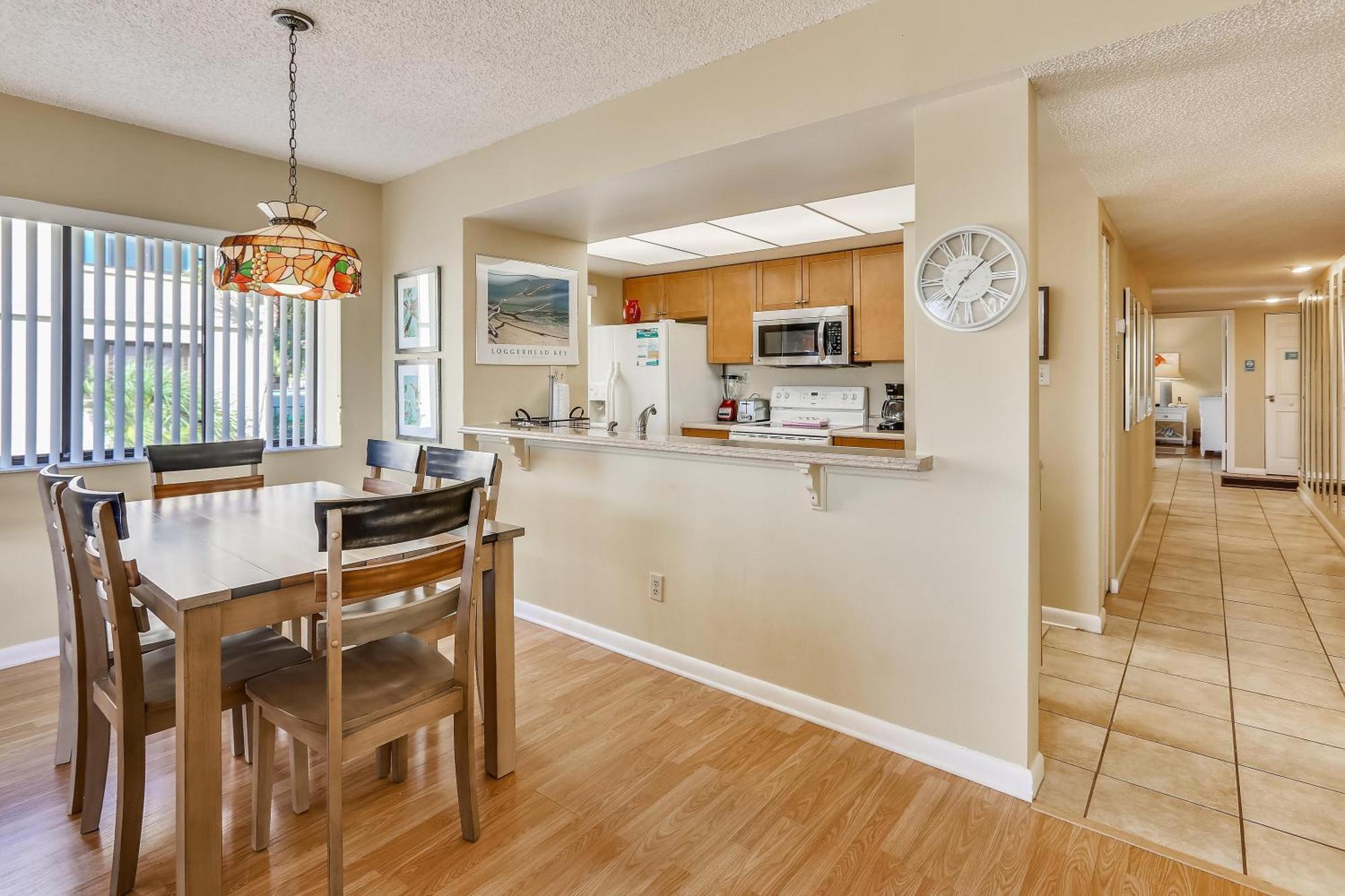 Land's End 10-205 Front Holiday home St. Pete Beach