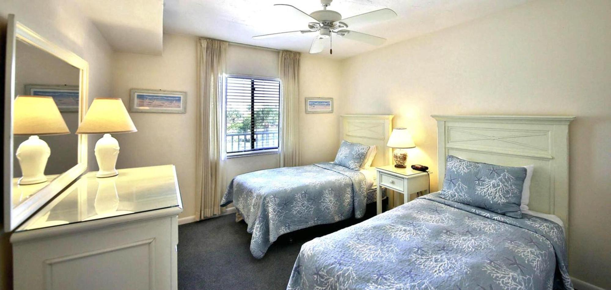 Sanibel Inn Hotel 3*