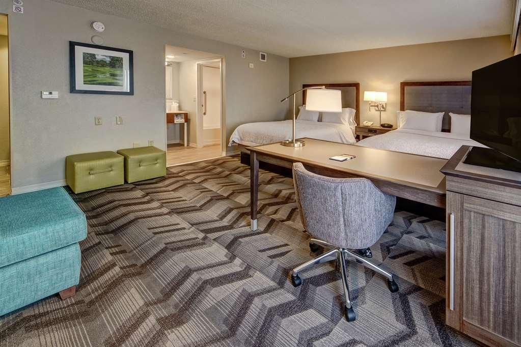 Hotel Hampton & Clermont