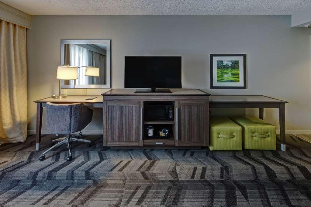 Hotel Hampton &