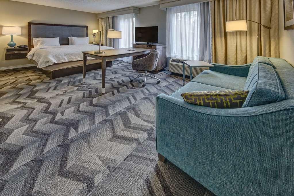 Hampton & Hotel Clermont