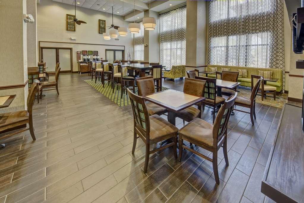Hotel Hampton & 3*