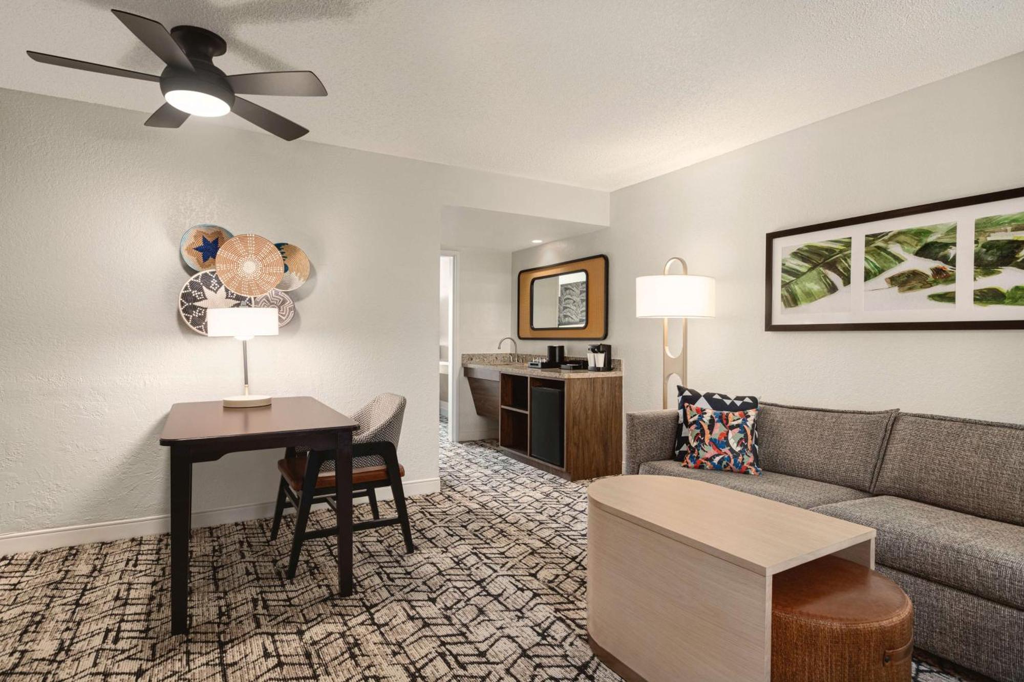 Hotel Embassy By Hilton Lauderdale 17th Street 3*
