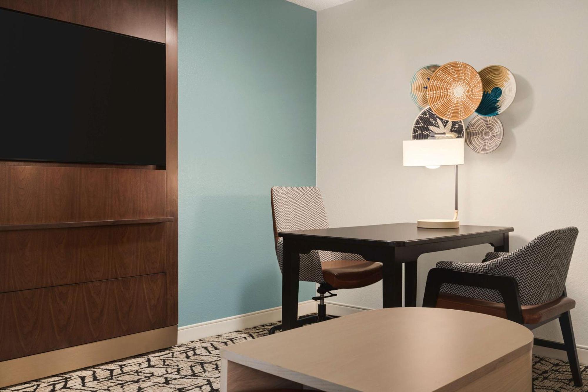 Embassy By Hilton Lauderdale 17th Street 3*