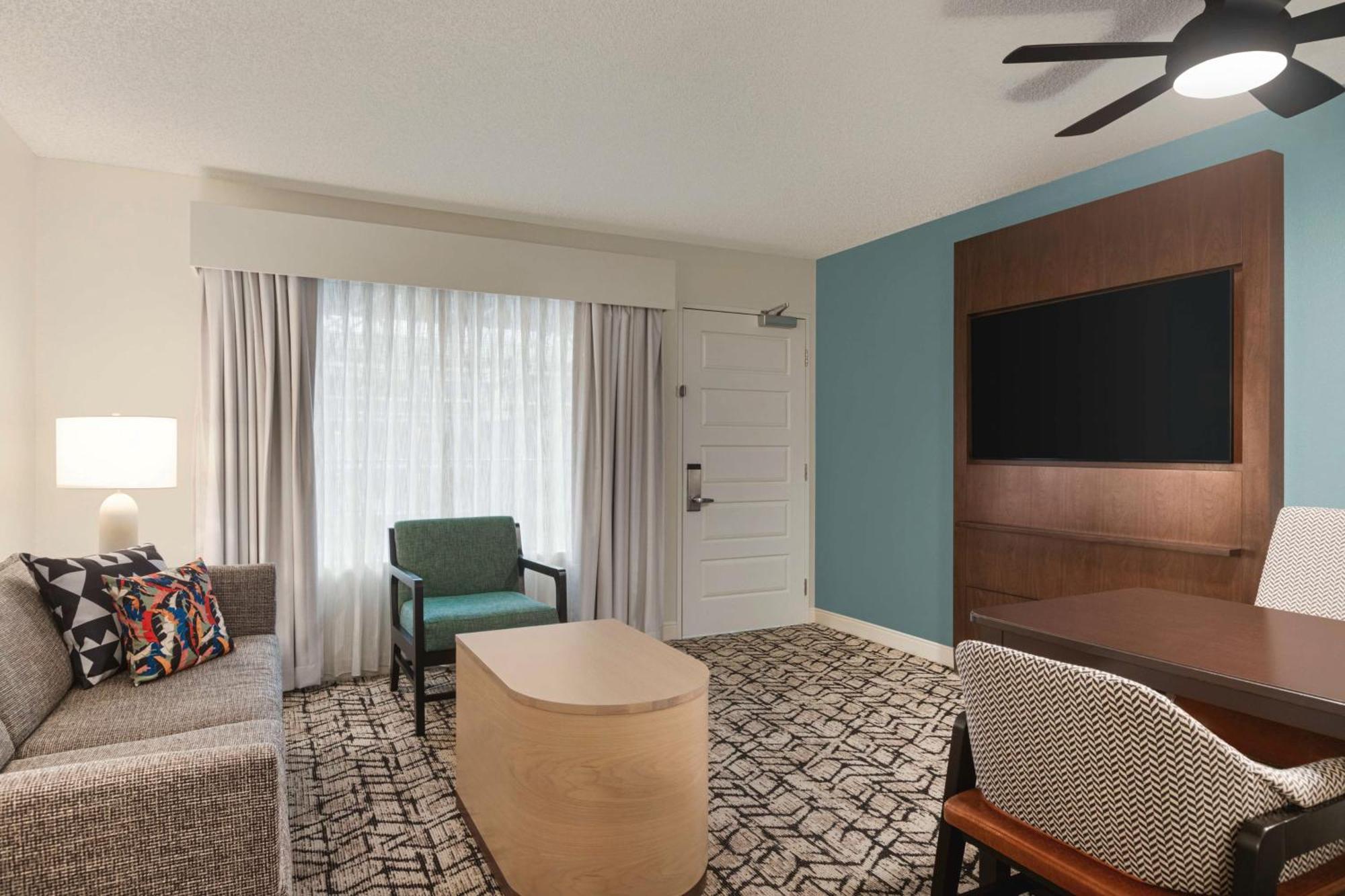 Embassy By Hilton Lauderdale 17th Street 3*