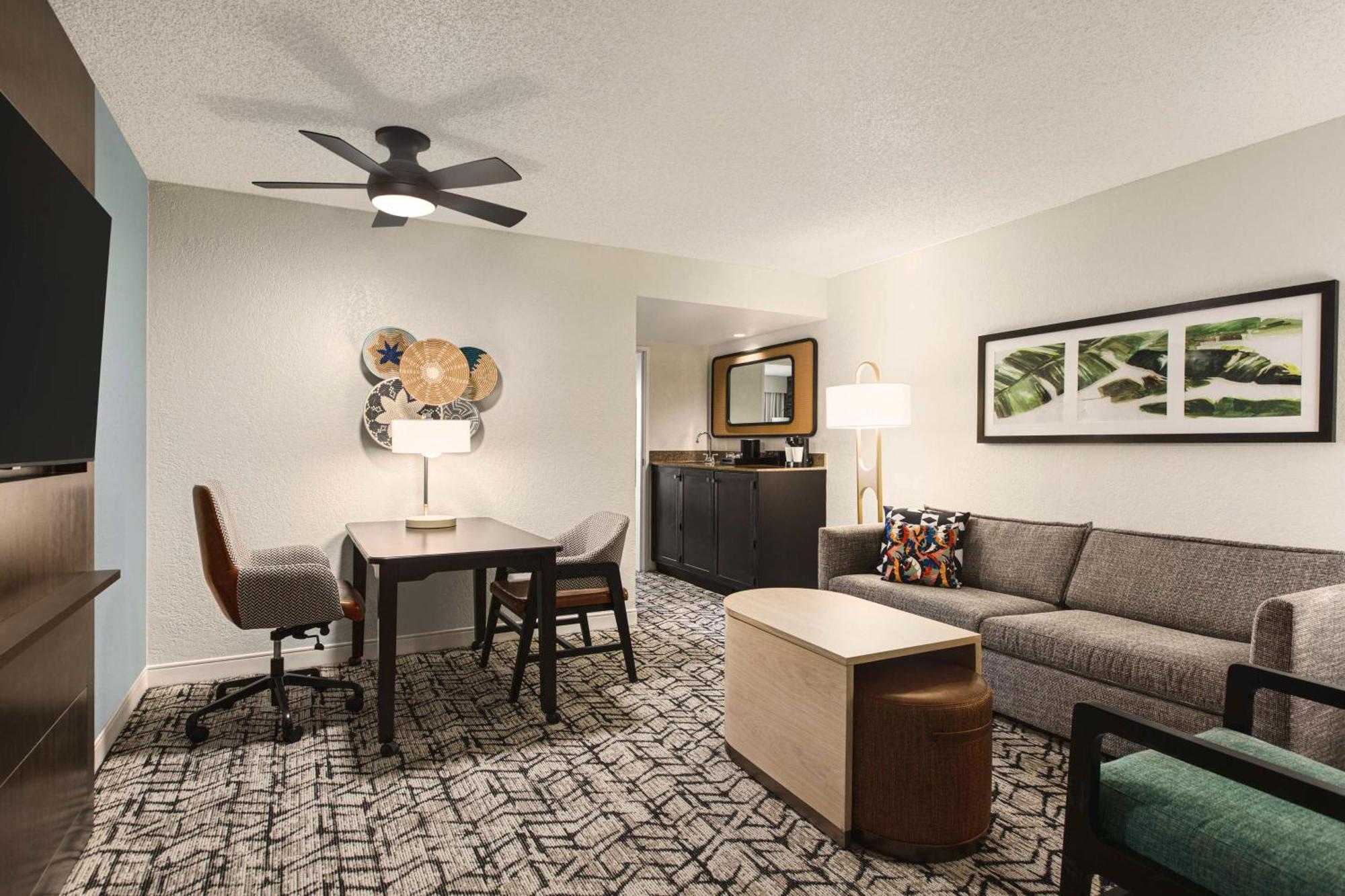 Hotel Embassy By Hilton Lauderdale 17th Street Fort Lauderdale