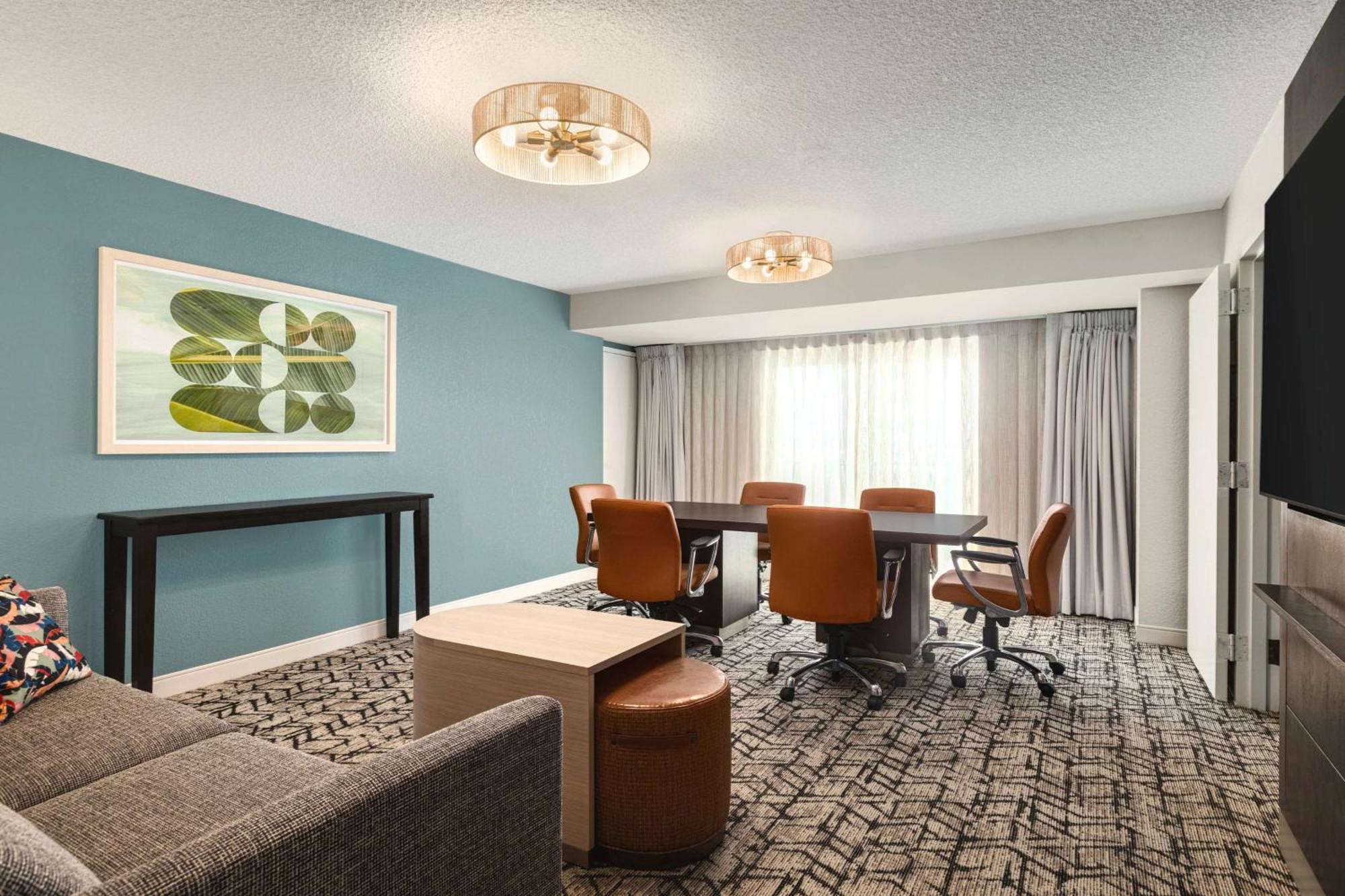 Embassy By Hilton Lauderdale 17th Street Hotel 3*