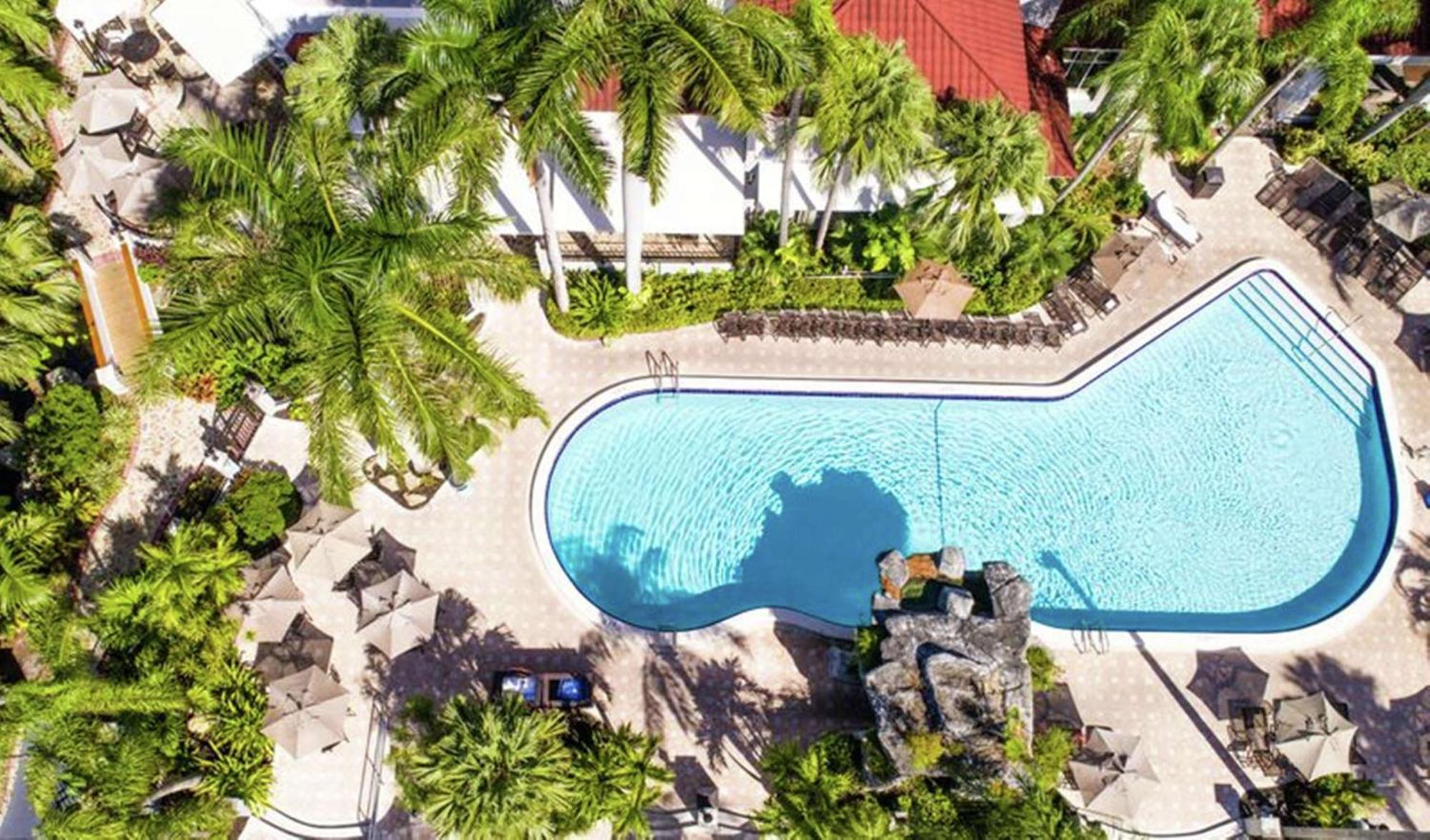 Hotel Embassy By Hilton Lauderdale 17th Street 3*