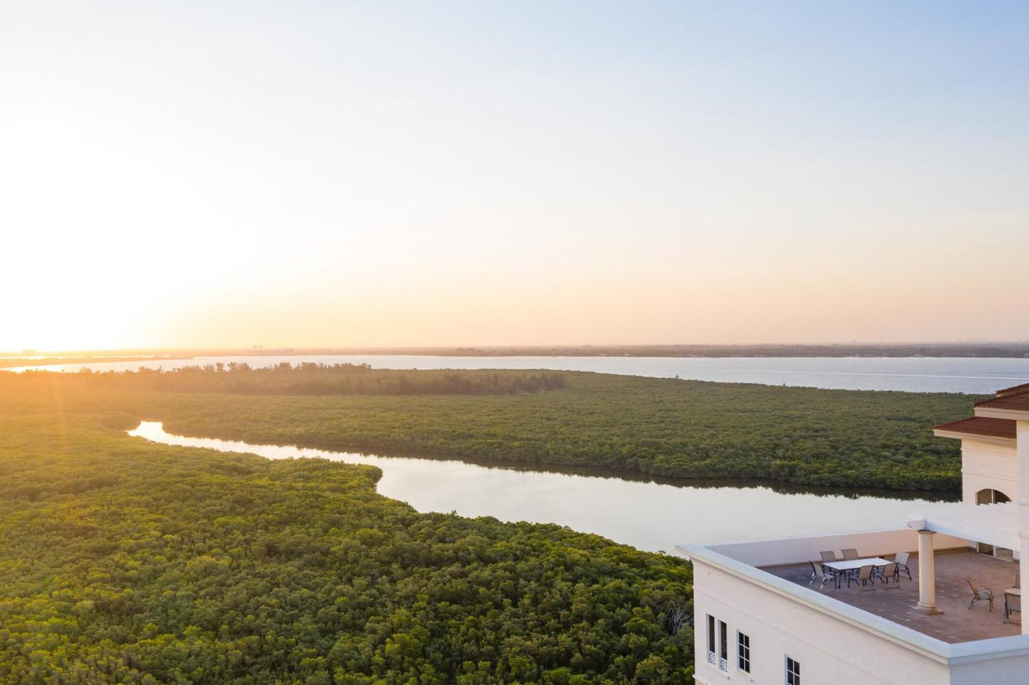 The Westin At Marina Village 4* Cape Coral