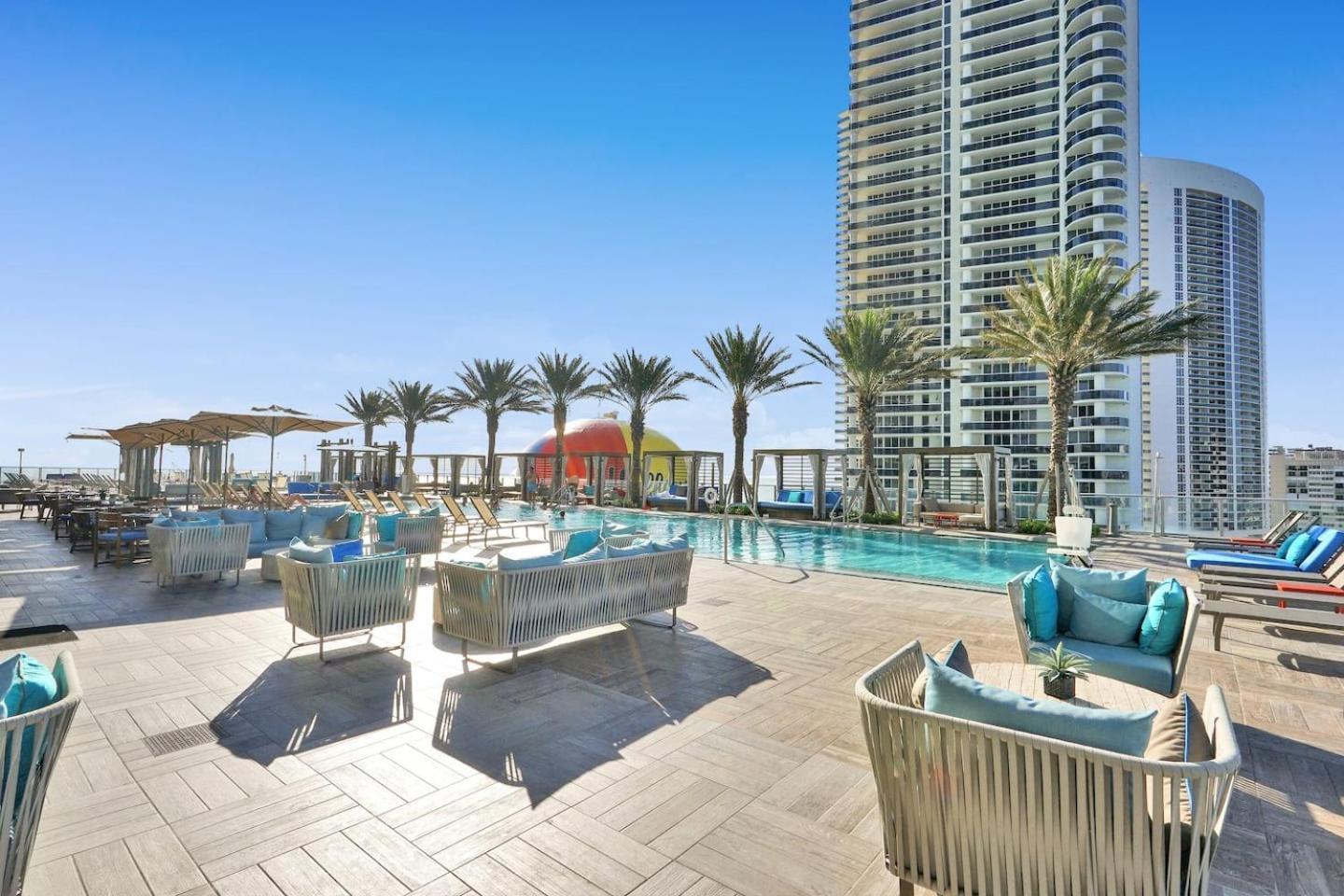 Amazing At Lyfe & Residences Apartment Hollywood