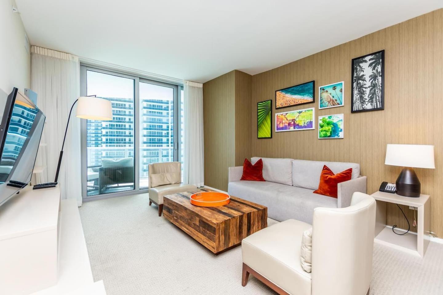Amazing At Lyfe & Residences * Hollywood