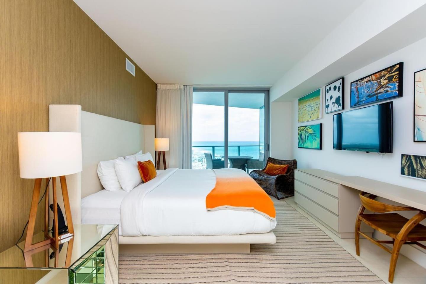 Amazing At Lyfe & Residences