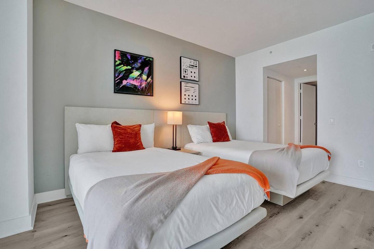 Amazing At Lyfe & Residences Apartment Hollywood