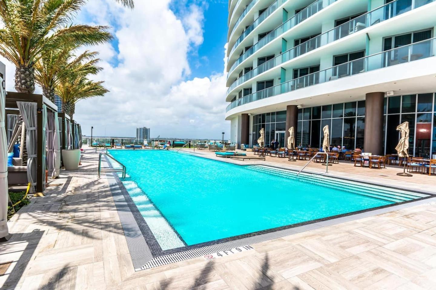 Amazing At Lyfe & Residences Apartment Hollywood