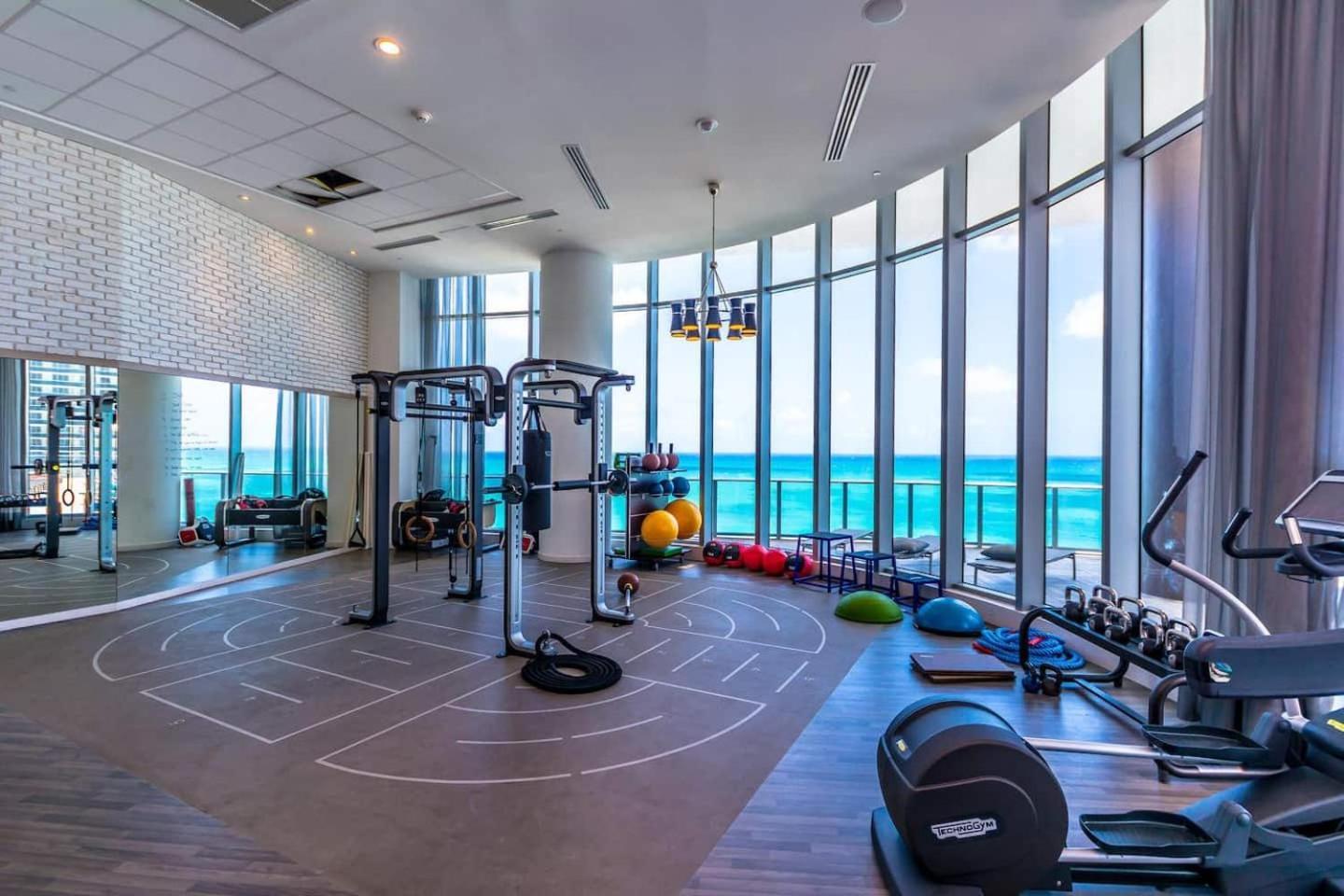 Amazing At Lyfe & Residences Apartment Hollywood