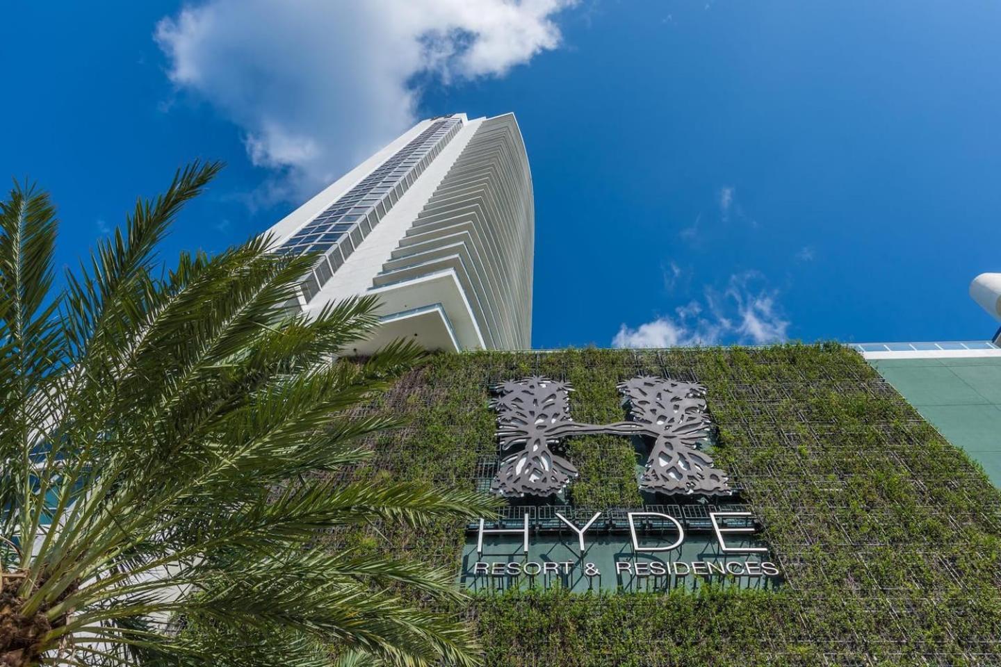Amazing At Lyfe & Residences Hollywood