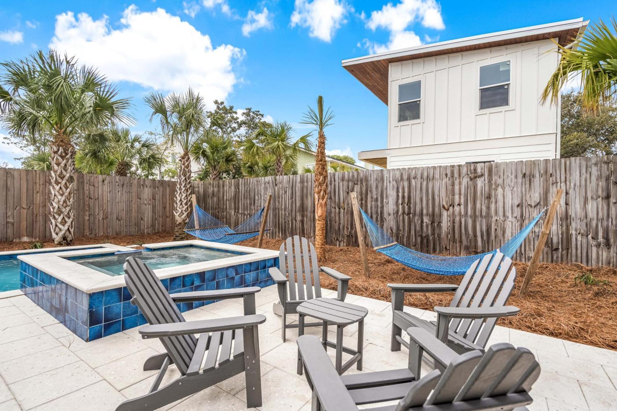 Four Suns By Avantstay 5 Mins To Beach Occ 20 Arcade Game Ping Pong Bbq Pool Holiday home