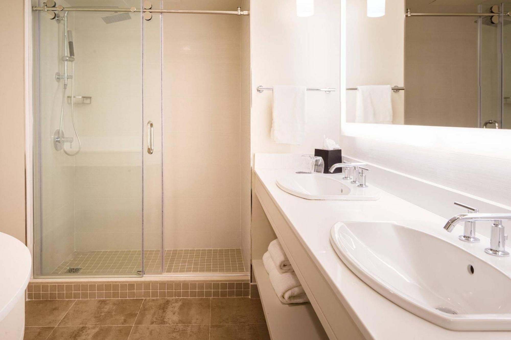 Hotel The Westin Waterside 4*