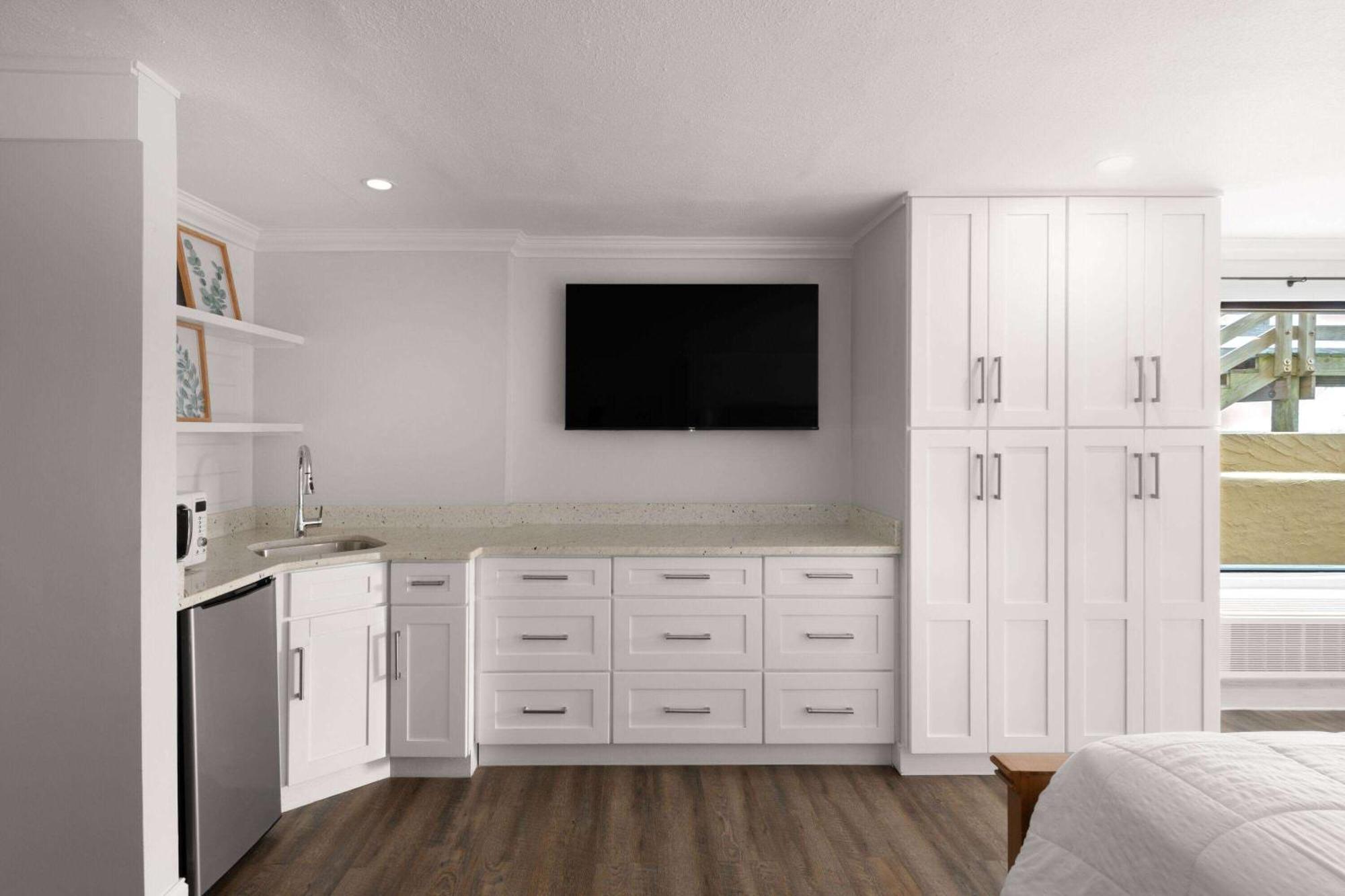 Hotel Wyndham Garden Walton Destin 3*