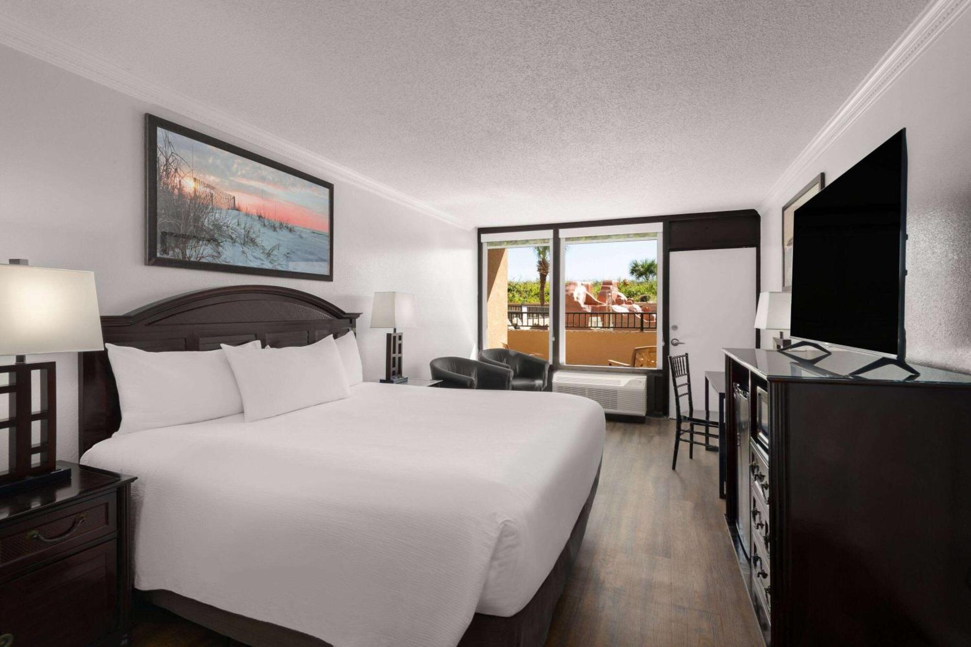Wyndham Garden Walton Destin 3*