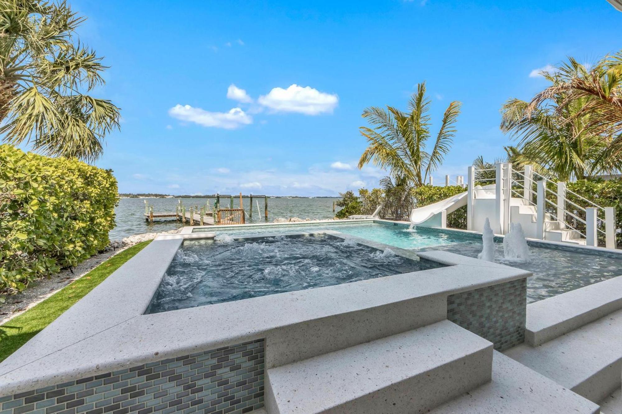 Holiday home Salt Life Bradenton Beach