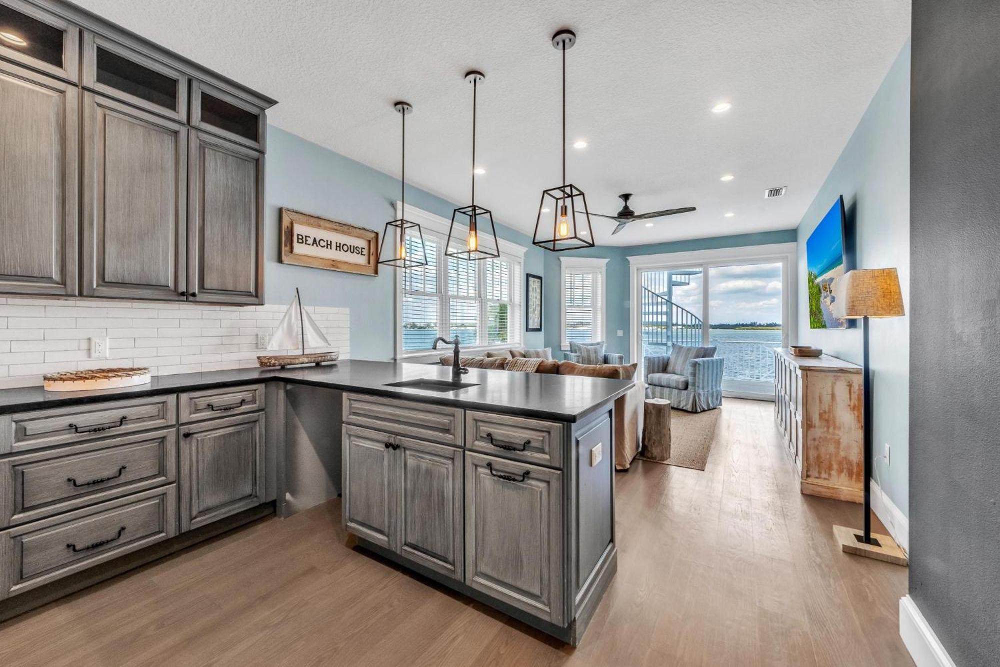 Salt Life Holiday home Bradenton Beach