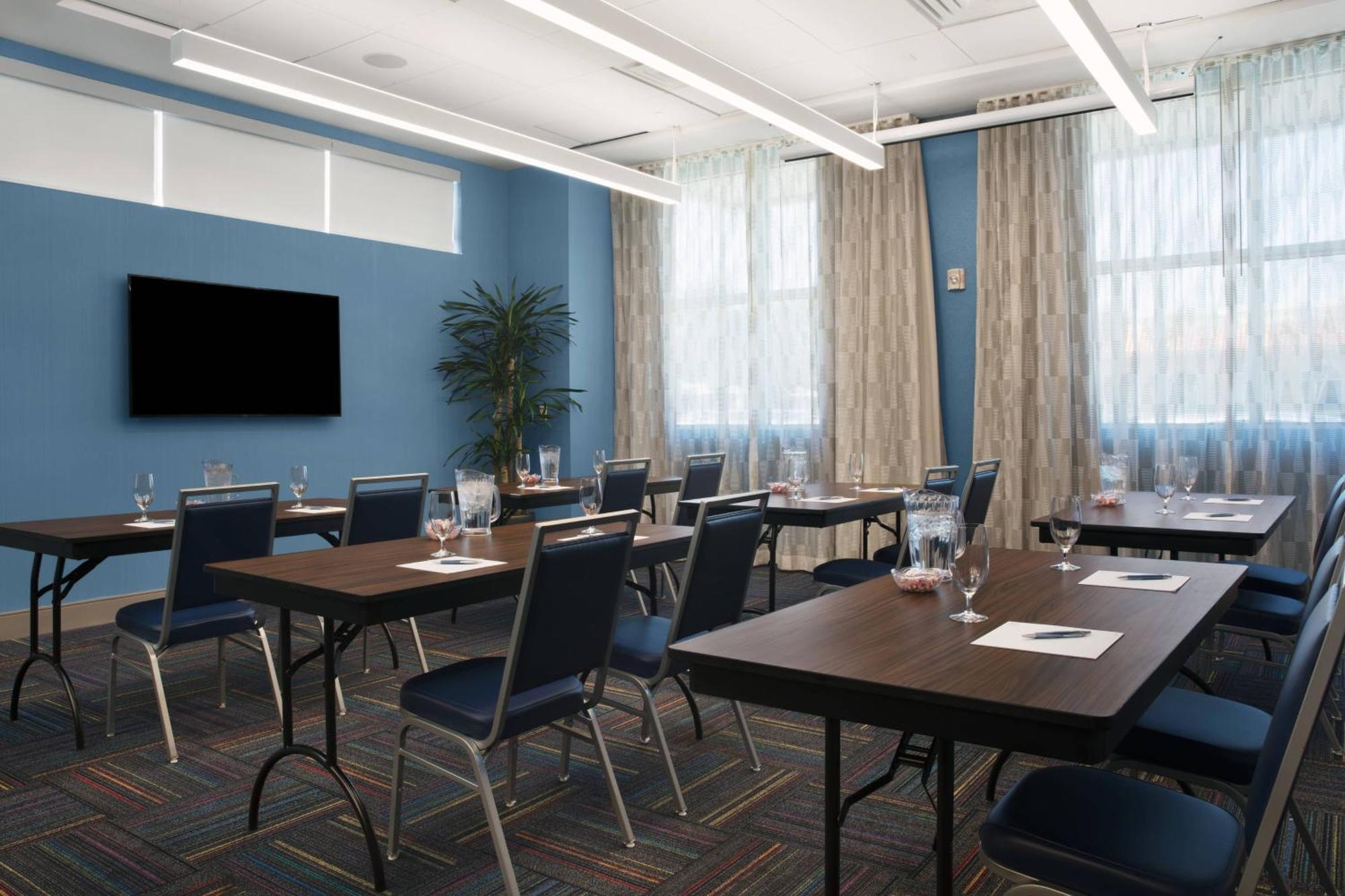 Four Points By Sheraton Lauderdale Airport/cruise Port Hotel Fort Lauderdale